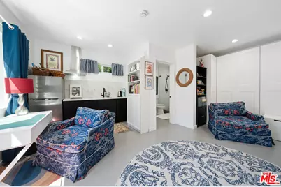 2817 Virginia Ave, Santa Monica, CA 90404 - Photo 34