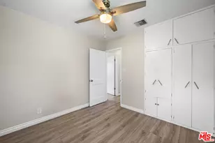 8914 Canby Ave, Los Angeles, CA 91325 - Photo 24