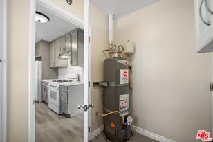 8914 Canby Ave, Los Angeles, CA 91325 - Photo 20