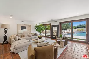 9830 Beeson Dr, Los Angeles, CA 90210 - Photo 16