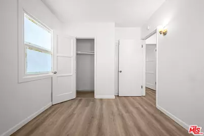 8207 Crenshaw Dr, Inglewood, CA 90305 - Photo 22