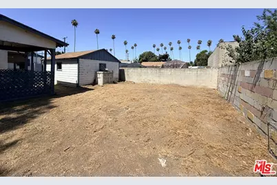 4115 W 102nd St, Inglewood, CA 90304 - Photo 32