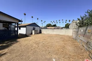 4115 W 102nd St, Inglewood, CA 90304 - Photo 32