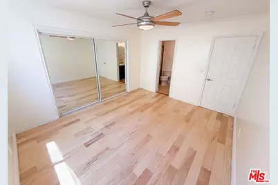 1024 5th St #3, Santa Monica, CA 90403 - Photo 10