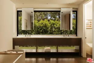 500 Chalette Dr, Beverly Hills, CA 90210 - Photo 24