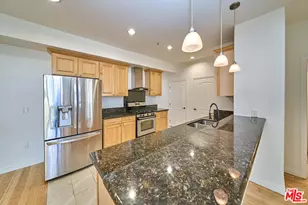 1042 S Kingsley Dr, Los Angeles, CA 90006 - Photo 10