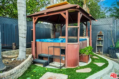 20241 Baltar St, Los Angeles, CA 91306 - Photo 38