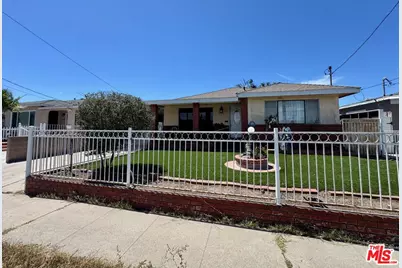 24417 Broad Ave, Los Angeles, CA 90744 - Photo 26