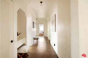 857 S Curson Ave, Los Angeles, CA 90036 - Photo 18