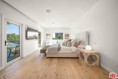 1330 Londonderry Pl, Los Angeles, CA 90069 - Photo 14