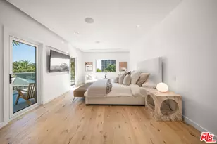 1330 Londonderry Pl, Los Angeles, CA 90069 - Photo 14