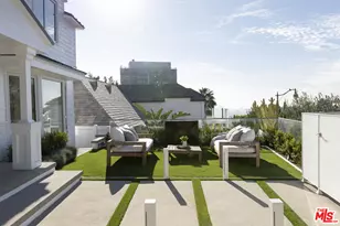 1330 Londonderry Pl, Los Angeles, CA 90069 - Photo 4