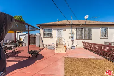 12214 Bremerton Way, Los Angeles, CA 90061 - Photo 22