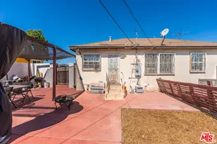 12214 Bremerton Way, Los Angeles, CA 90061 - Photo 22