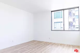 10747 Wilshire Blvd, Los Angeles, CA 90024 - Photo 12