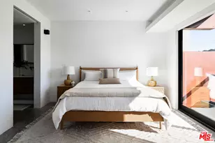 1329 California Ave, Santa Monica, CA 90403 - Photo 18