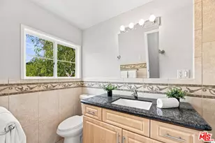 5328 Village Green, Los Angeles, CA 90016 - Photo 18
