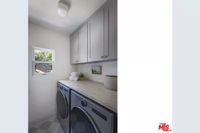 2948 S Norton Ave, Los Angeles, CA 90018 - Photo 16