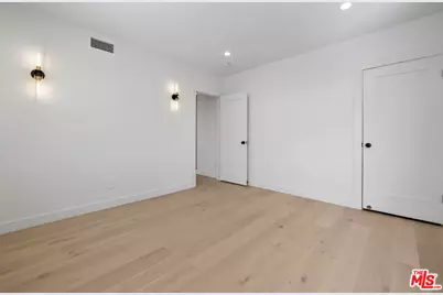 837 Westmount Dr, West Hollywood, CA 90069 - Photo 36