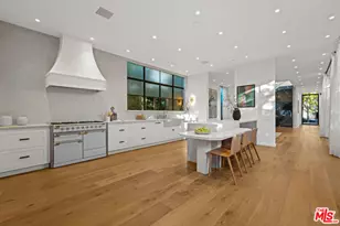 745 Sunset Ave, Venice, CA 90291 - Photo 12