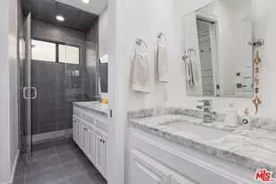 403 N Palm Dr, Beverly Hills, CA 90210 - Photo 14