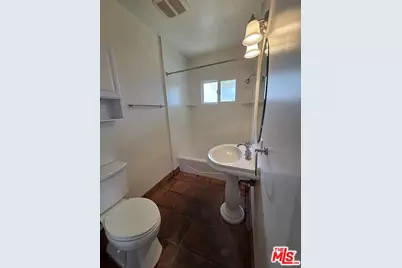 136 28th St, Hermosa Beach, CA 90254 - Photo 16