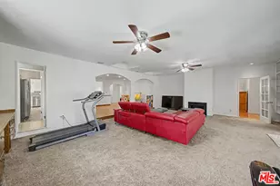 10530 Dolan Ave, Downey, CA 90241 - Photo 12