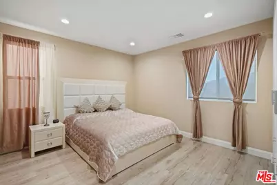 8812 Yates St, Los Angeles, CA 91040 - Photo 40