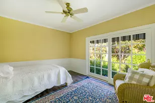 376 N Bonhill Rd, Los Angeles, CA 90049 - Photo 16