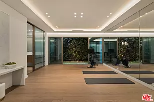 1395 N Doheny Dr, Los Angeles, CA 90069 - Photo 24