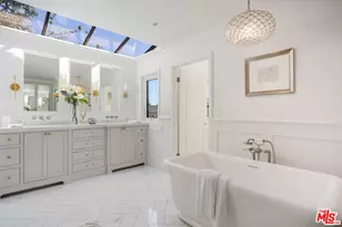 1037 Maroney Ln, Los Angeles, CA 90272 - Photo 26