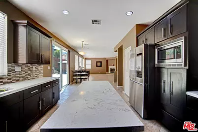 9071 Evonvale Dr, Corona, CA 92883 - Photo 6