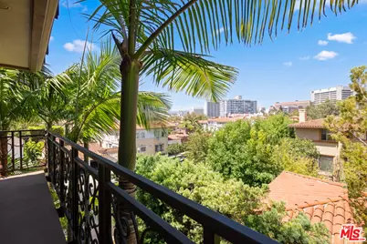 10795 Wilshire Blvd #304, Los Angeles, CA 90024 - Photo 32