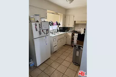 3815 Don Tomaso Dr, Los Angeles, CA 90008 - Photo 10