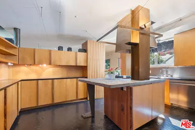 9976 Westwanda Dr, Beverly Hills, CA 90210 - Photo 6