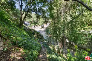 9976 Westwanda Dr, Beverly Hills, CA 90210 - Photo 14