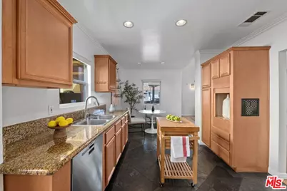 1659 Ellsmere Ave, Los Angeles, CA 90019 - Photo 16
