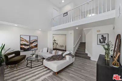 24672 Calle Largo, Calabasas, CA 91302 - Photo 2