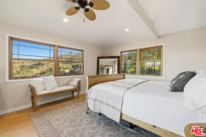 20634 Medley Ln, Topanga, CA 90290 - Photo 24