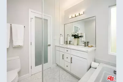 8547 Cashio St, Los Angeles, CA 90035 - Photo 14