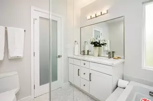 8547 Cashio St, Los Angeles, CA 90035 - Photo 14