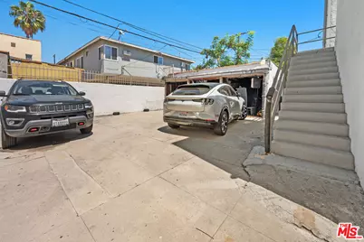 8547 Cashio St, Los Angeles, CA 90035 - Photo 28