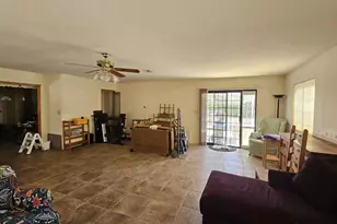 14616 Daisy Meadow St, Santa Clarita, CA 91387 - Photo 2