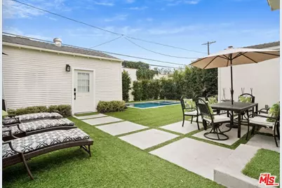 140 S Gardner St, Los Angeles, CA 90036 - Photo 4