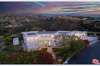 28405 Via Acero St, Malibu, CA 90265 - Photo 38