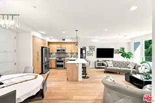 4240 Laurel Canyon Blvd, Studio City, CA 91604 - Photo 4