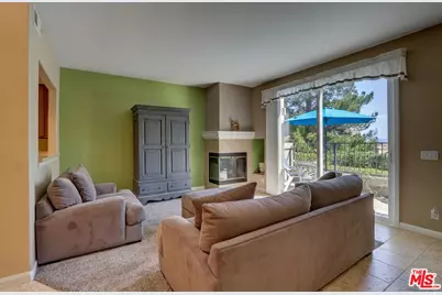 22365 Golden Canyon Cir, Los Angeles, CA 91311 - Photo 4