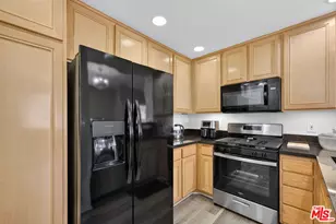4600 Don Lorenzo Dr, Los Angeles, CA 90008 - Photo 10