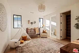 11621 Hesby St, Valley Village, CA 91601 - Photo 24