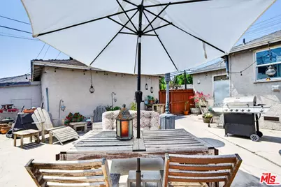10796 Galvin St, Culver City, CA 90230 - Photo 32